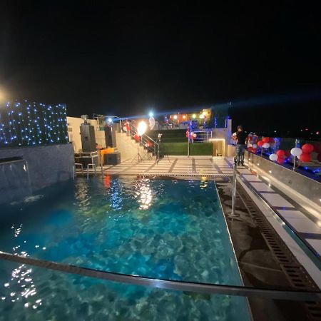 Sallow Royal Suites Amritsar Esterno foto