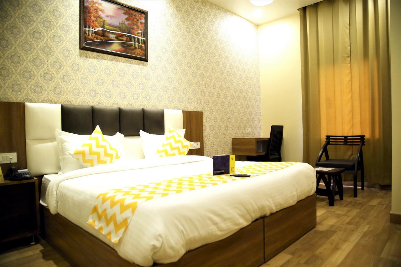 Sallow Royal Suites Amritsar Esterno foto