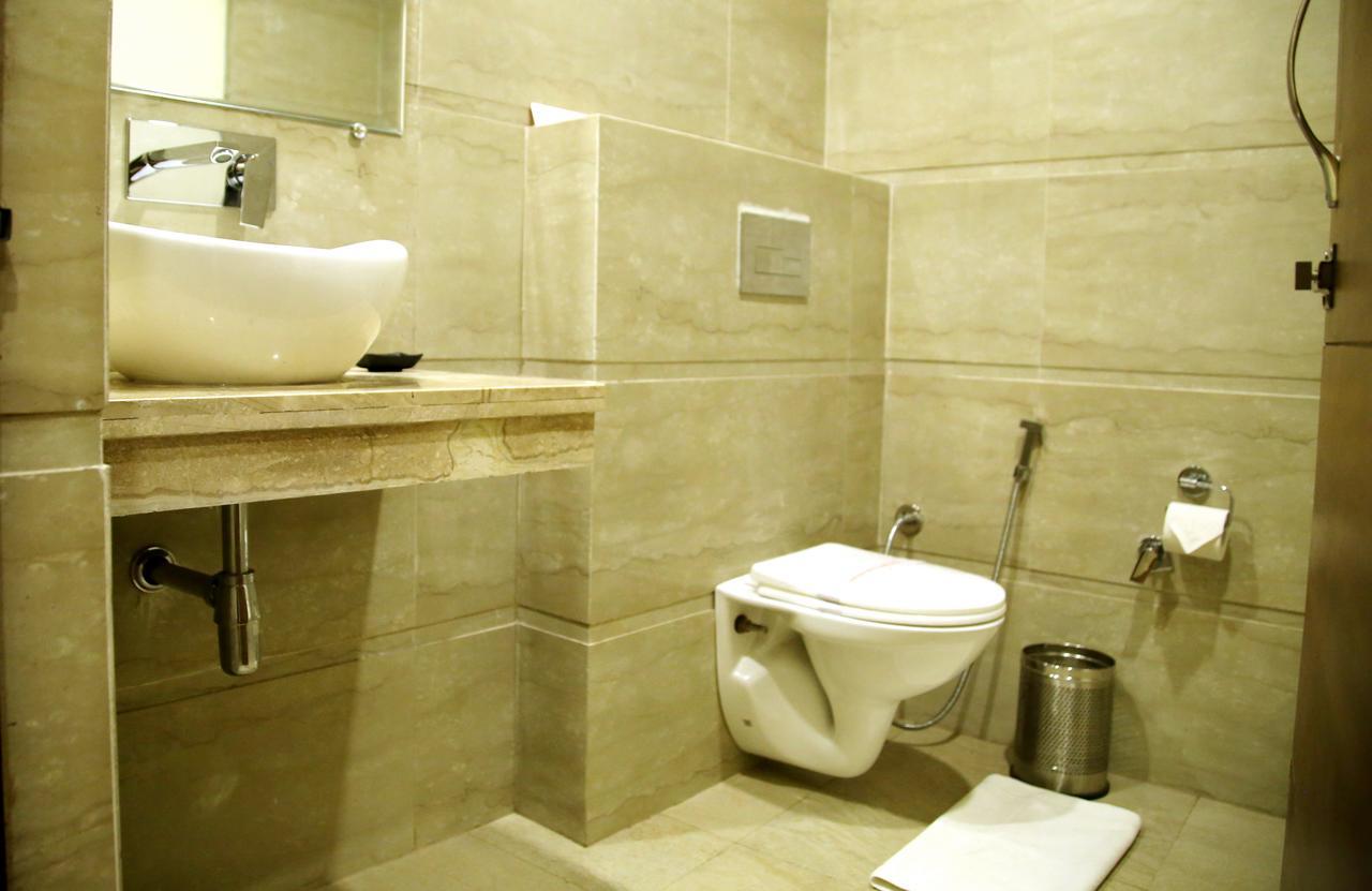 Sallow Royal Suites Amritsar Esterno foto